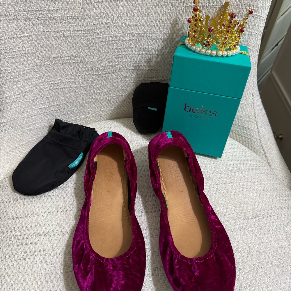 Tieks Tyrian Size 7 *Rare*